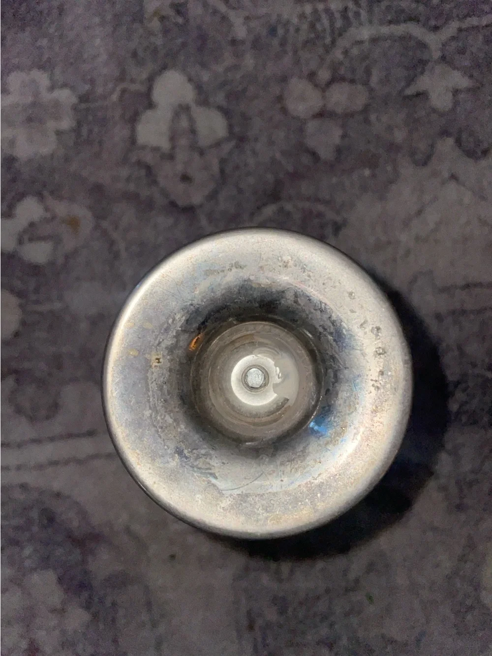 Metal Pillar Candle Holder in Silver